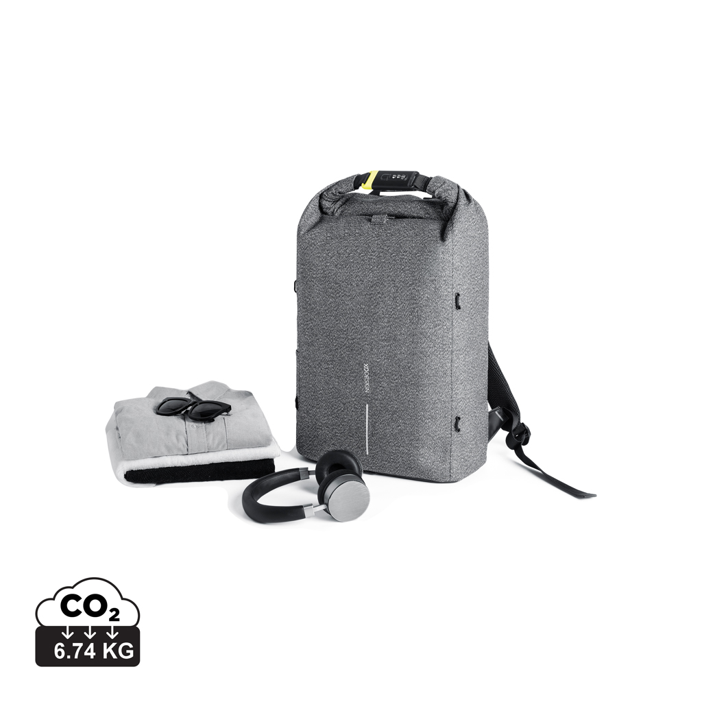 Theft proof luggage store