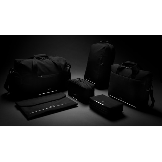 Swiss Peak AWARE™ RFID and USB A laptop backpack